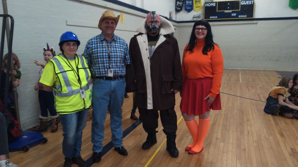 Teachers dressed in Halloween costumes